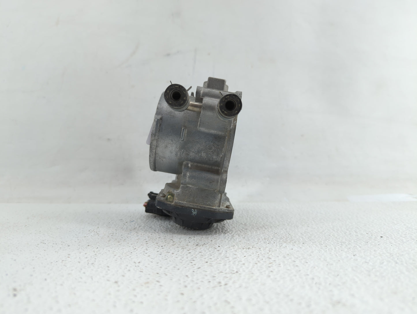 2010-2017 Toyota Camry Throttle Body P/N:22030-36010 22030-0V010 Fits Fits 2009 2010 2011 2012 2013 2014 2015 2016 2017 2018