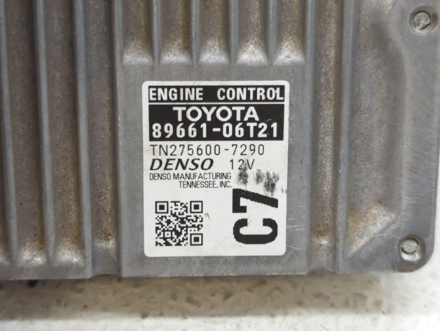 2016-2017 Toyota Camry PCM Engine Control Computer ECU ECM PCU OEM P/N:89661-06T21 89661-06T22 Fits Fits 2016 2017 OEM Used 