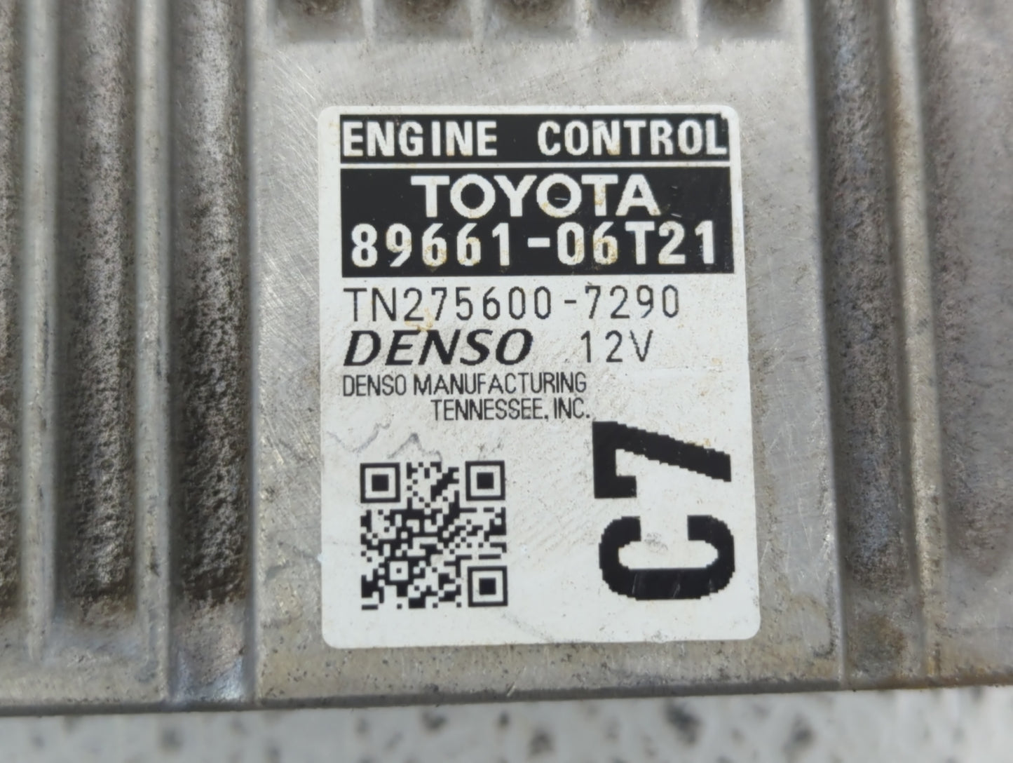 2016-2017 Toyota Camry PCM Engine Control Computer ECU ECM PCU OEM P/N:89661-06T21 89661-06T22 Fits Fits 2016 2017 OEM Used 