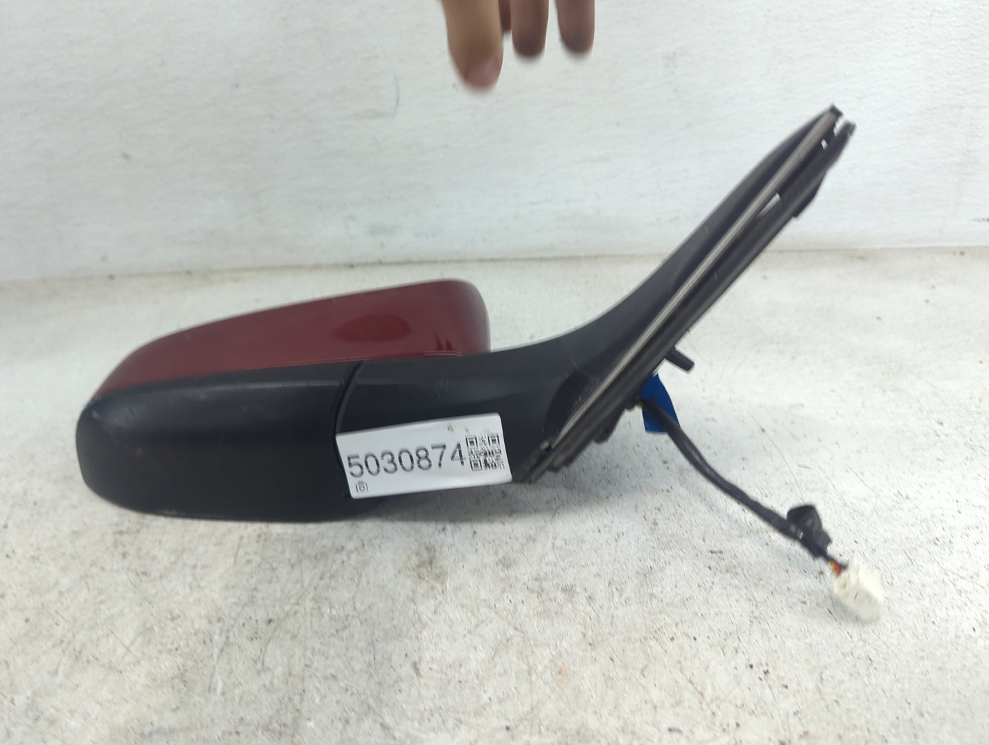 2015-2017 Toyota Camry Passenger Side View Mirror - Right Door Mirror OEM Used - Oemusedautoparts1.com
