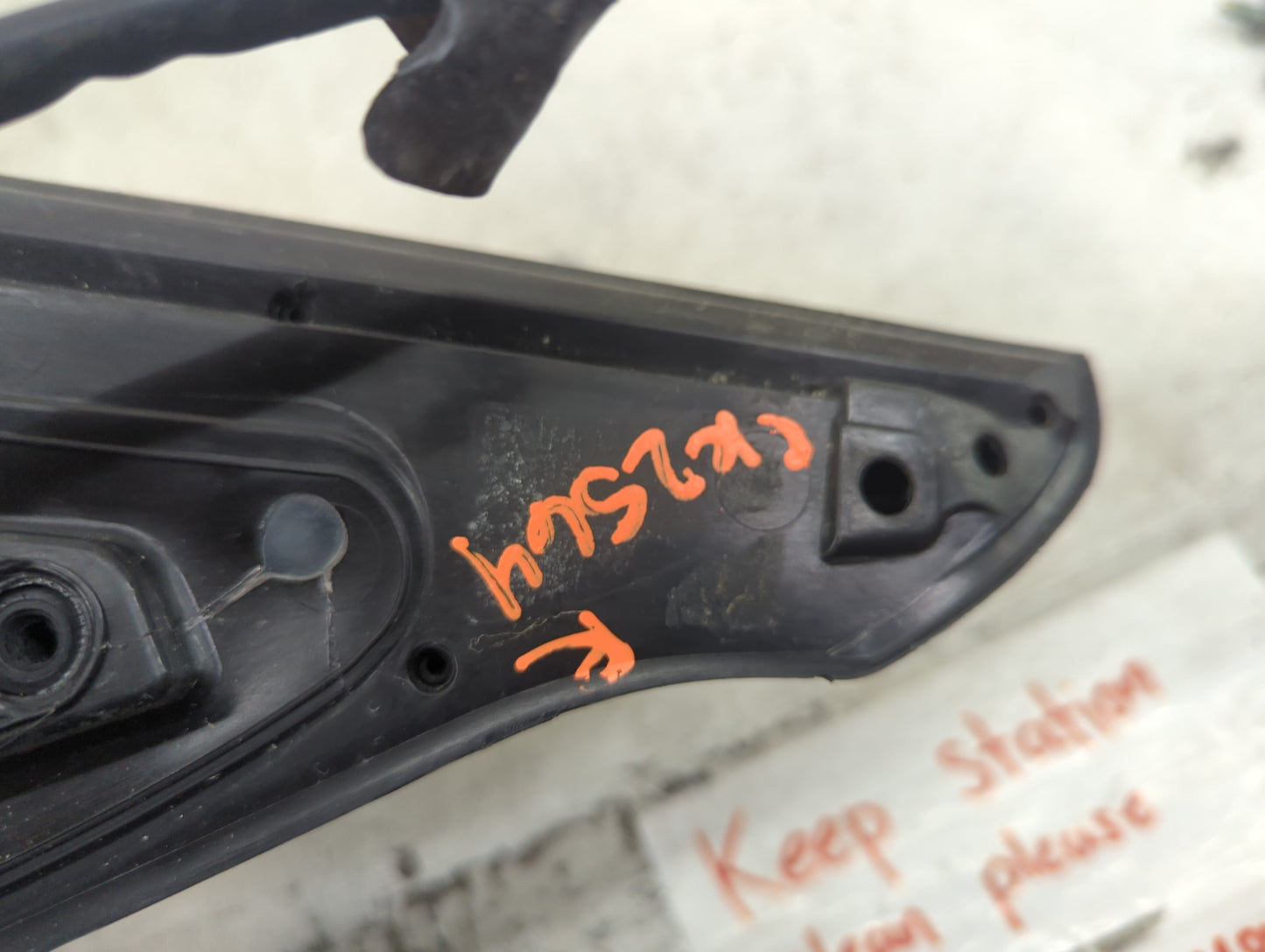 2015-2017 Toyota Camry Passenger Side View Mirror - Right Door Mirror OEM Used - Oemusedautoparts1.com
