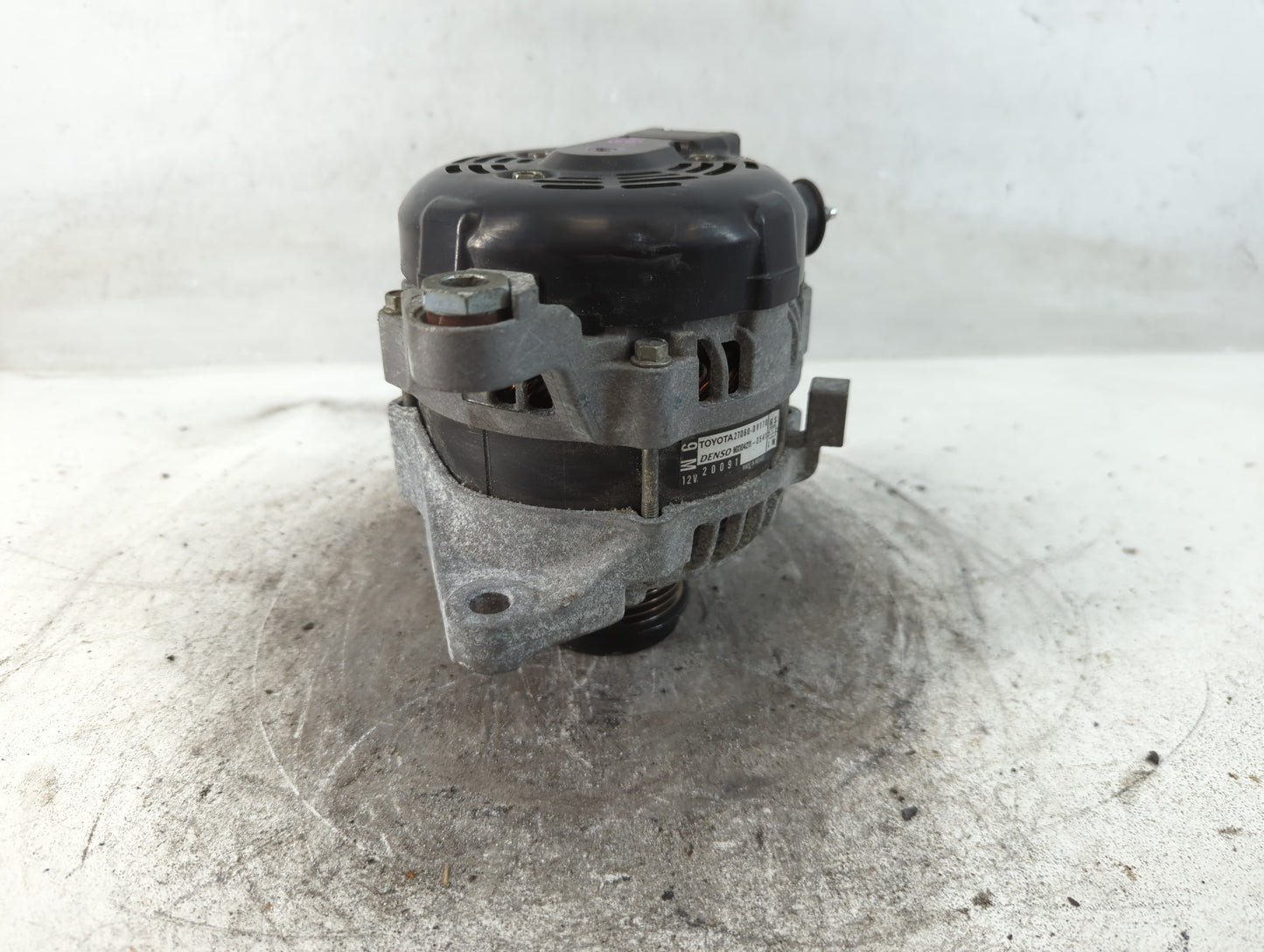 2015-2017 Toyota Camry Alternator Replacement Generator Charging Assembly Engine OEM P/N:104211-3541 27060-0V170 Fits OEM Us