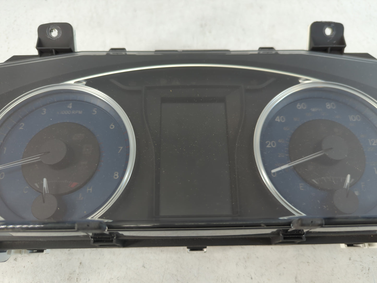 2016-2017 Toyota Camry Instrument Cluster Speedometer Gauges P/N:TN257520-2581 83800-0XK00-00 Fits Fits 2016 2017 OEM Used A