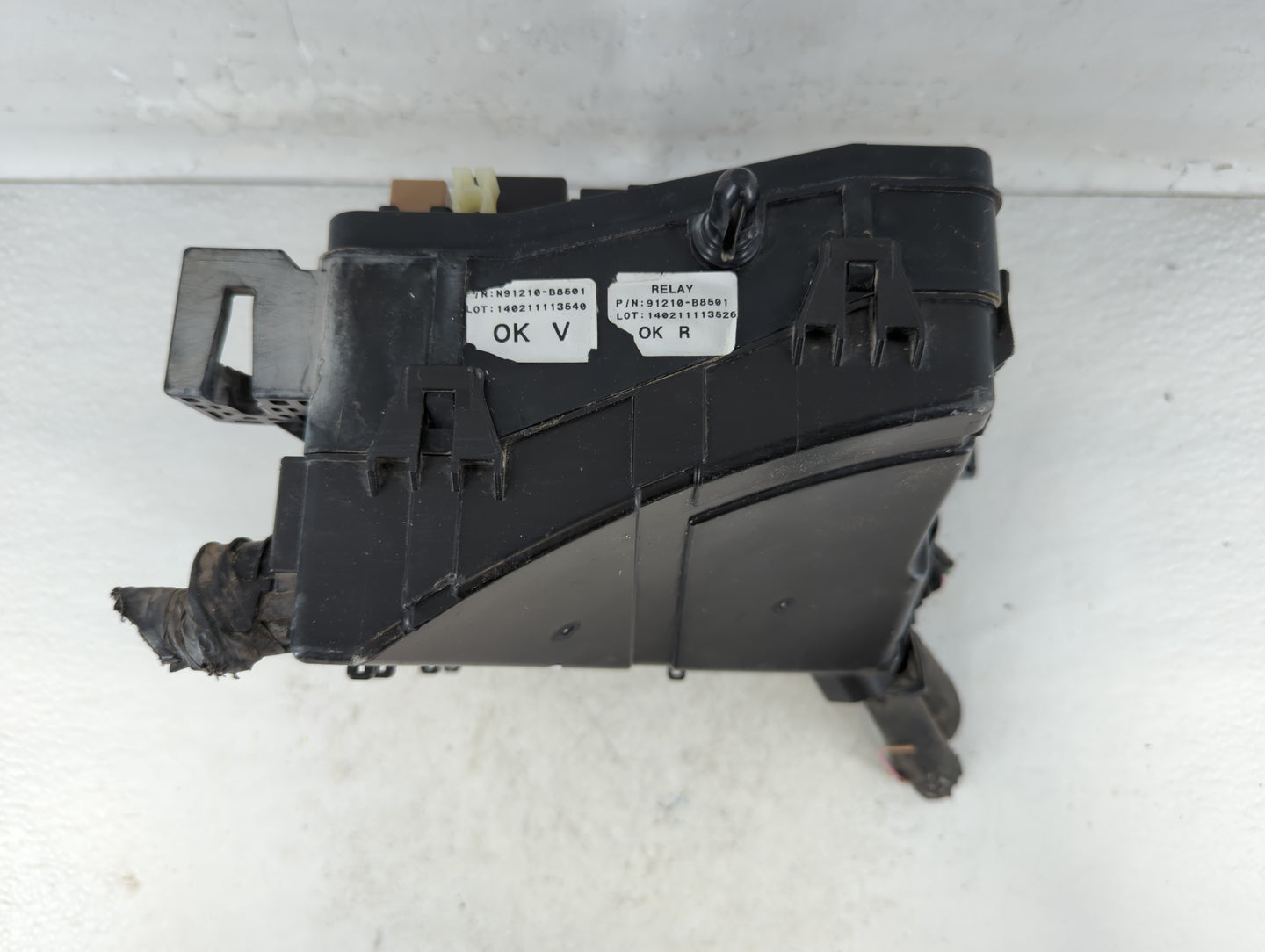 2012-2017 Toyota Camry Fusebox Fuse Box Panel Relay Module P/N:91210 B8501 Fits Fits 2012 2013 2014 2015 2016 2017 OEM Used 