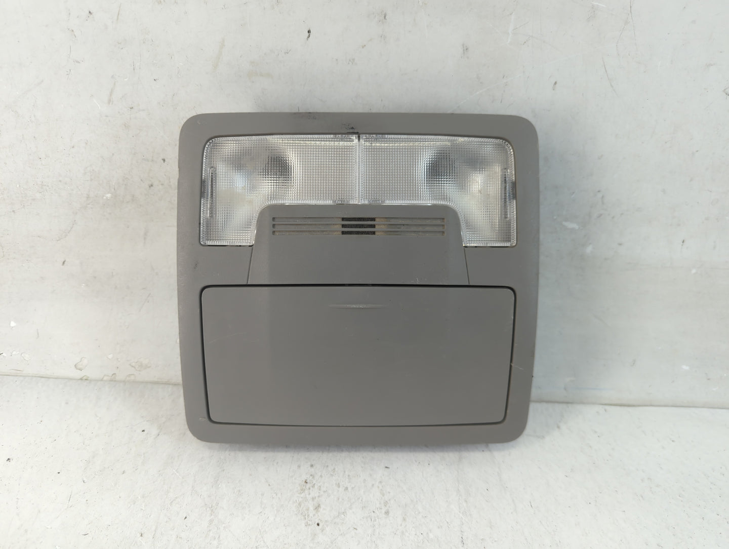 2012-2017 Toyota Camry Overhead Roof Console 918833 - Oemusedautoparts1.com