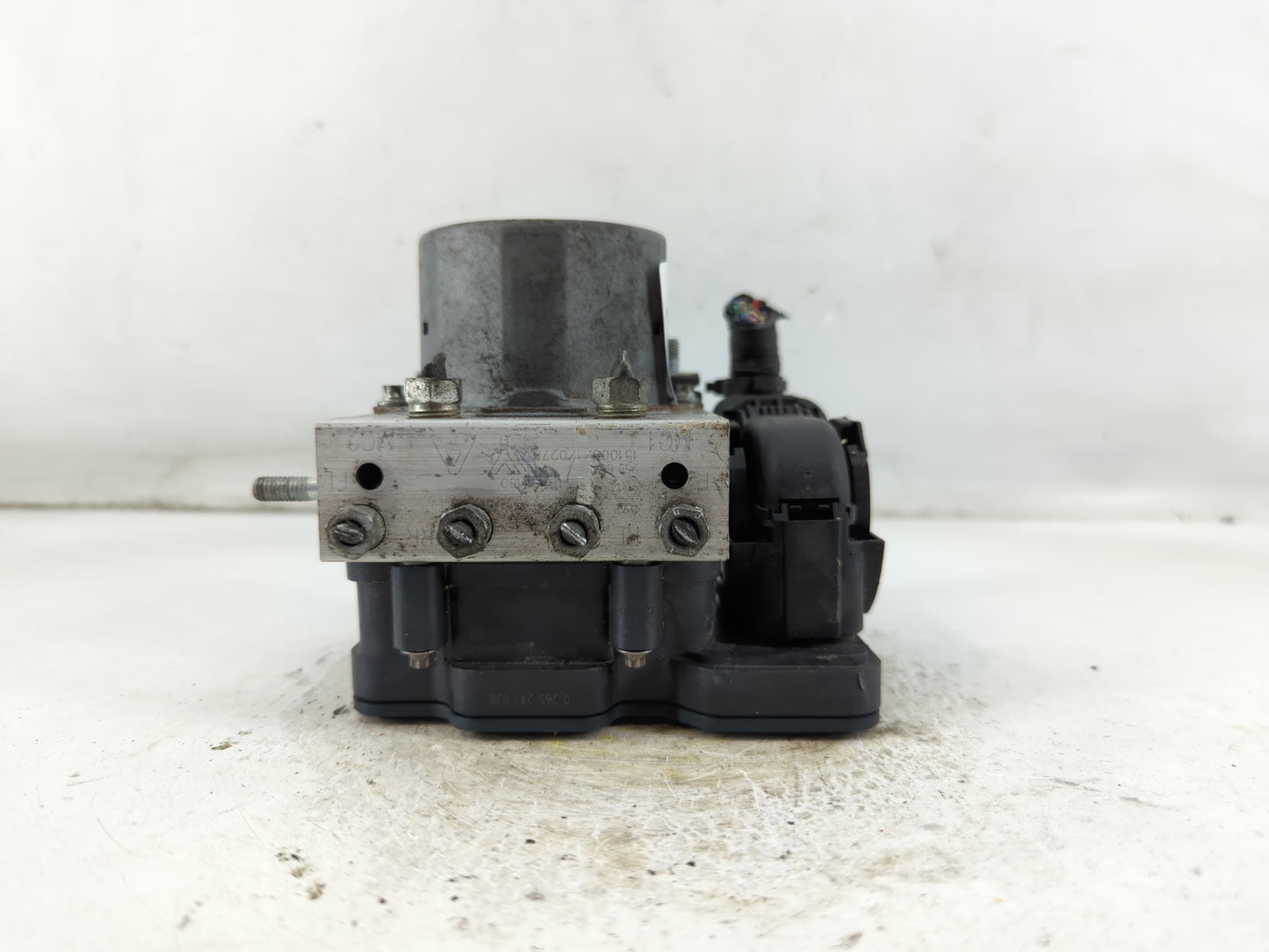 2015-2017 Toyota Camry ABS Pump Control Module Replacement P/N:269 664 44540-06180 Fits Fits 2015 2016 2017 OEM Used Auto Pa