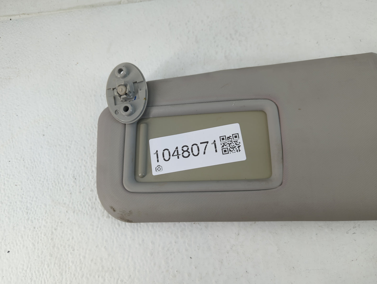 2014-2016 Toyota Corolla Sun Visor Shade Replacement Passenger Right Mirror Fits Fits 2014 2015 2016 OEM Used Auto Parts - O