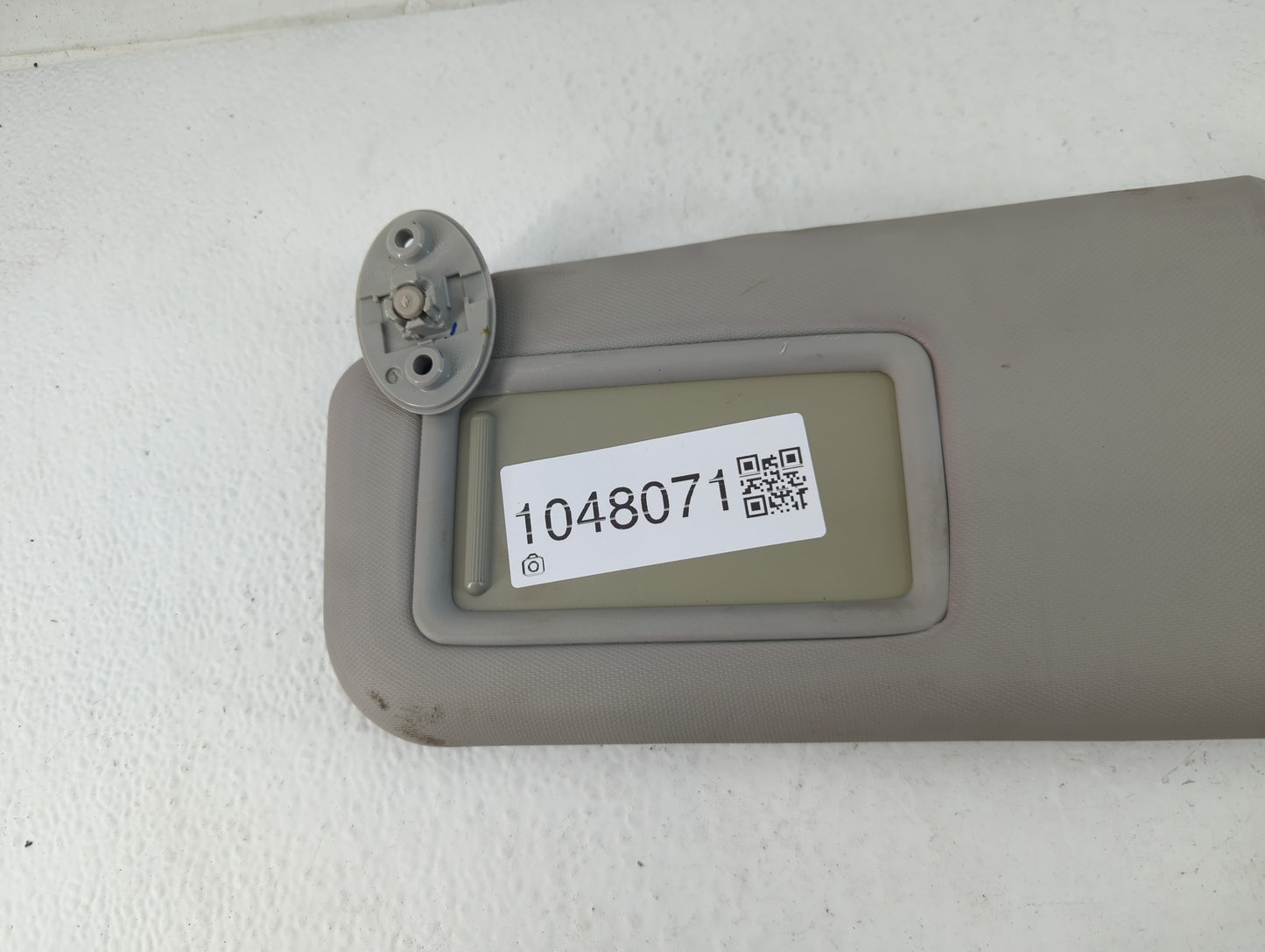 2014-2016 Toyota Corolla Sun Visor Shade Replacement Passenger Right Mirror Fits Fits 2014 2015 2016 OEM Used Auto Parts - O