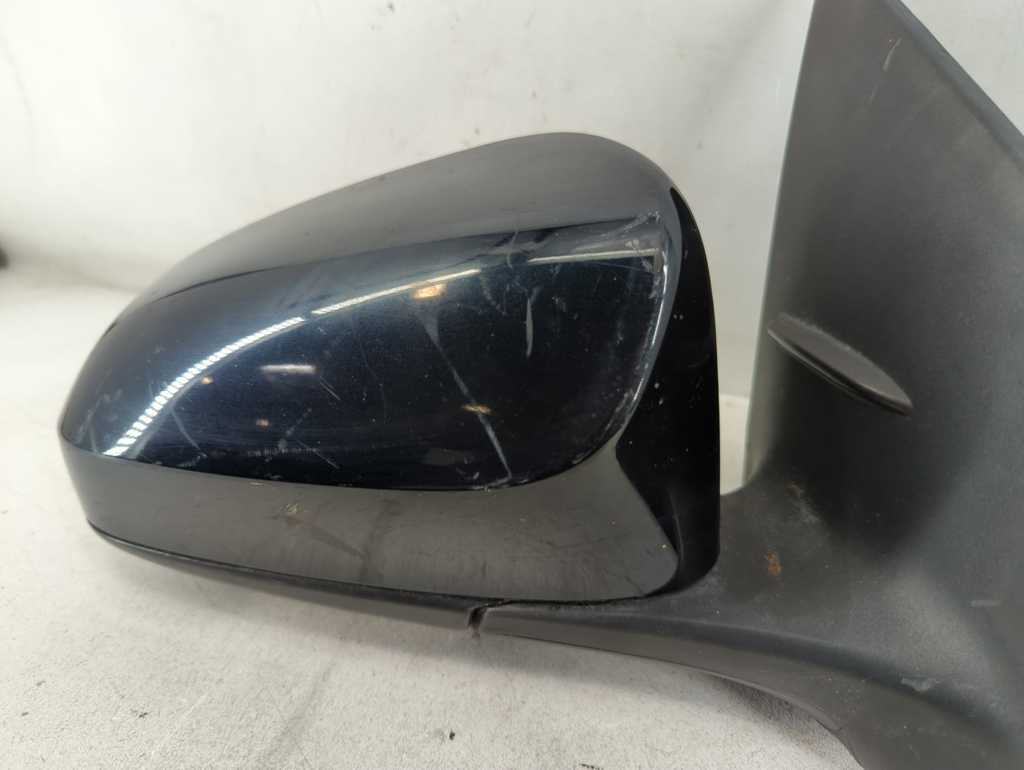 2014-2019 Toyota Corolla Passenger Side View Mirror - Right Door Mirror OEM Used - Oemusedautoparts1.com