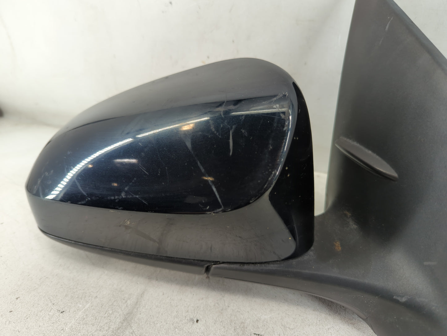 2014-2019 Toyota Corolla Passenger Side View Mirror - Right Door Mirror OEM Used - Oemusedautoparts1.com