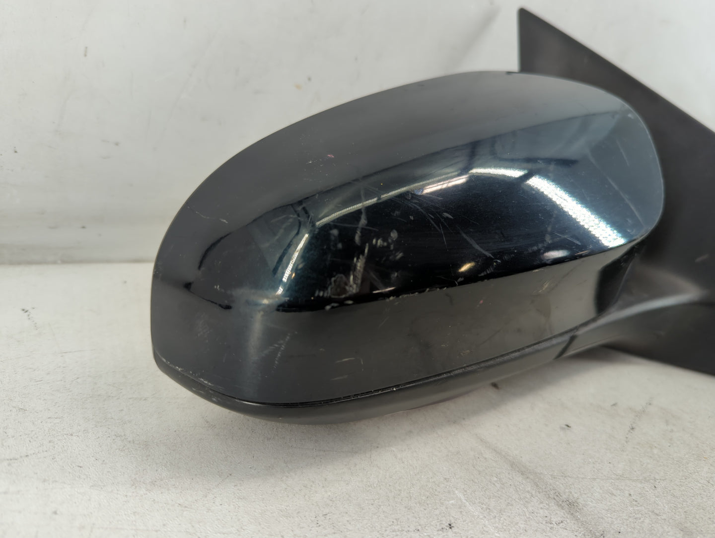 2014-2019 Toyota Corolla Passenger Side View Mirror - Right Door Mirror OEM Used - Oemusedautoparts1.com