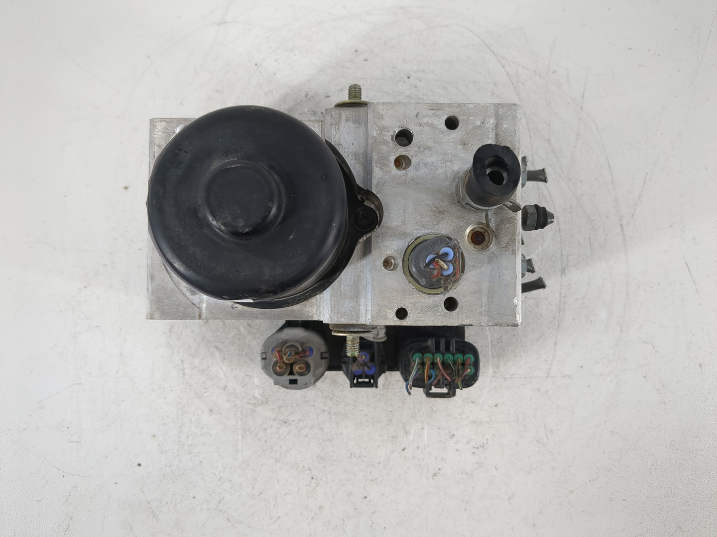 2016 Toyota Corolla ABS Pump Control Module Replacement P/N:44540-33020 Fits OEM Used Auto Parts - Oemusedautoparts1.com