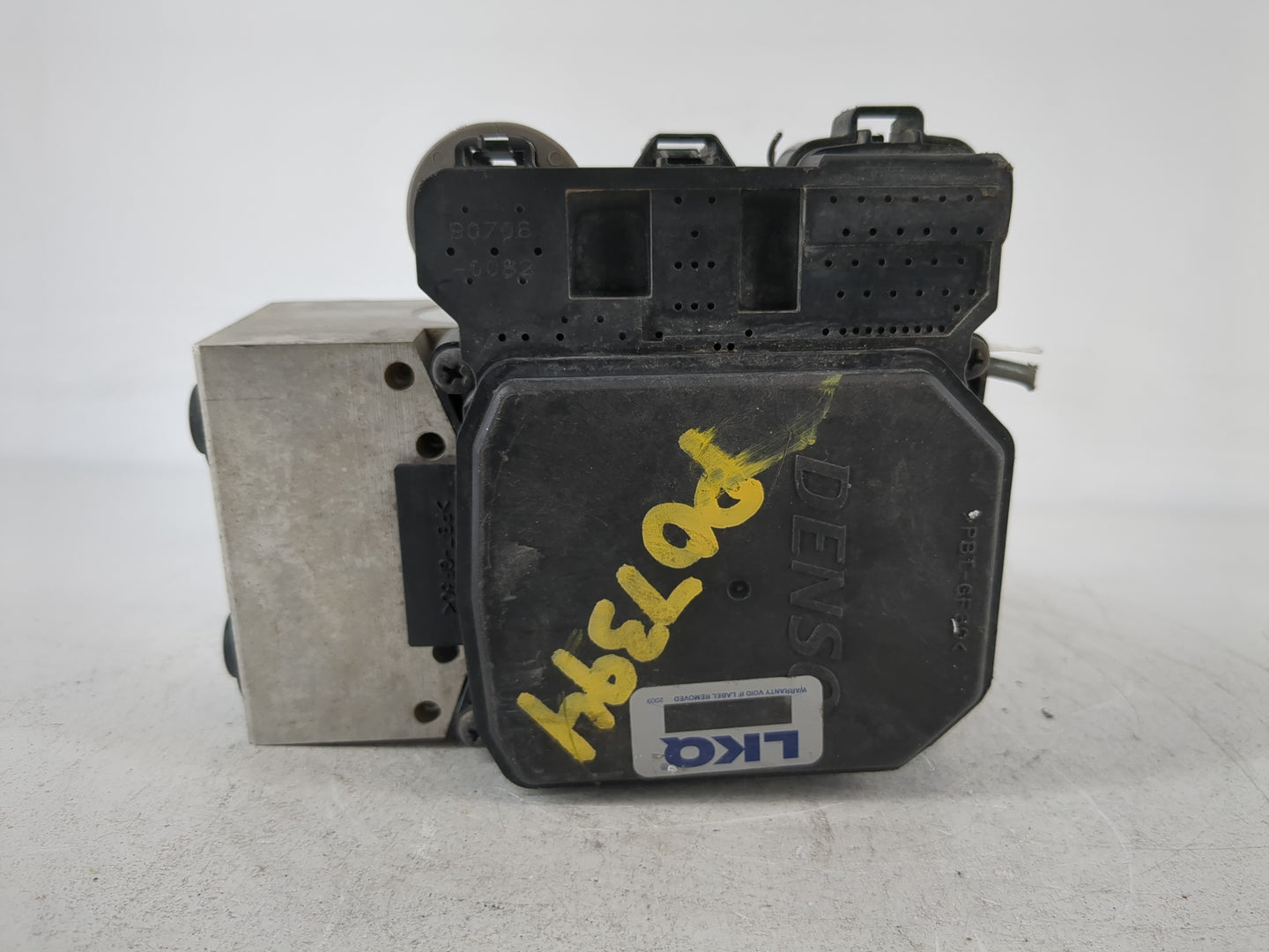 2016 Toyota Corolla ABS Pump Control Module Replacement P/N:44540-33020 Fits OEM Used Auto Parts - Oemusedautoparts1.com