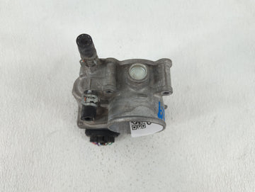 2011-2019 Toyota Corolla Throttle Body P/N:22030-0T080 Fits Fits 2011 2012 2013 2014 2015 2016 2017 2018 2019 OEM Used Auto Parts