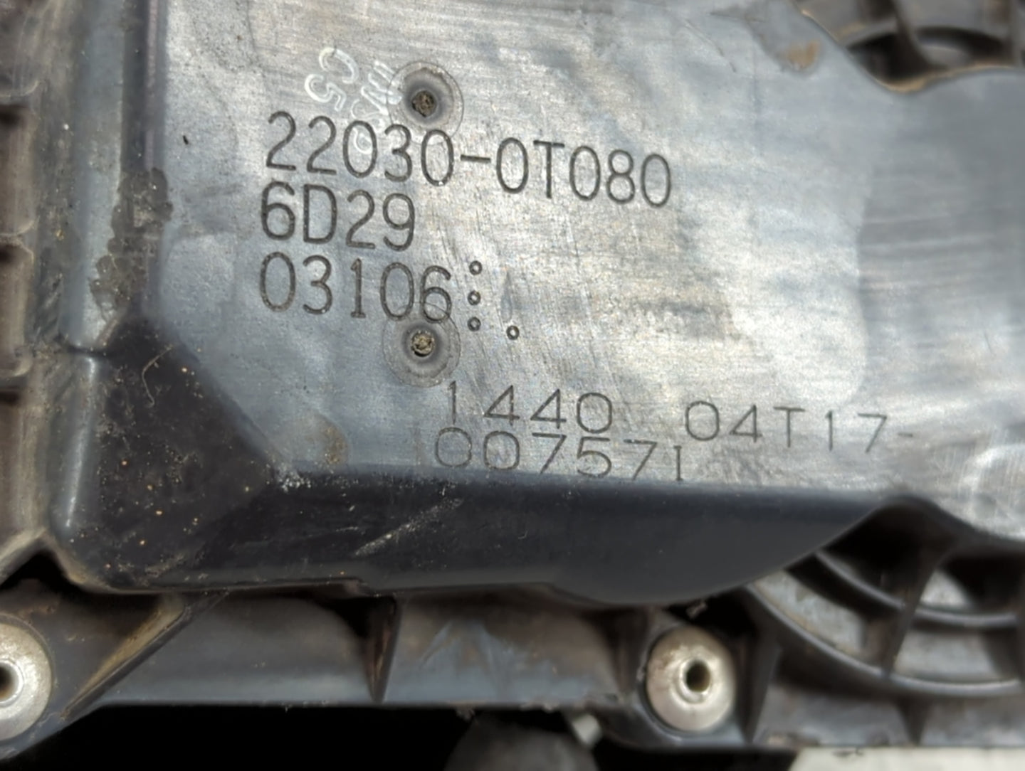 2011-2019 Toyota Corolla Throttle Body P/N:22030-0T080 Fits Fits 2011 2012 2013 2014 2015 2016 2017 2018 2019 OEM Used Auto 