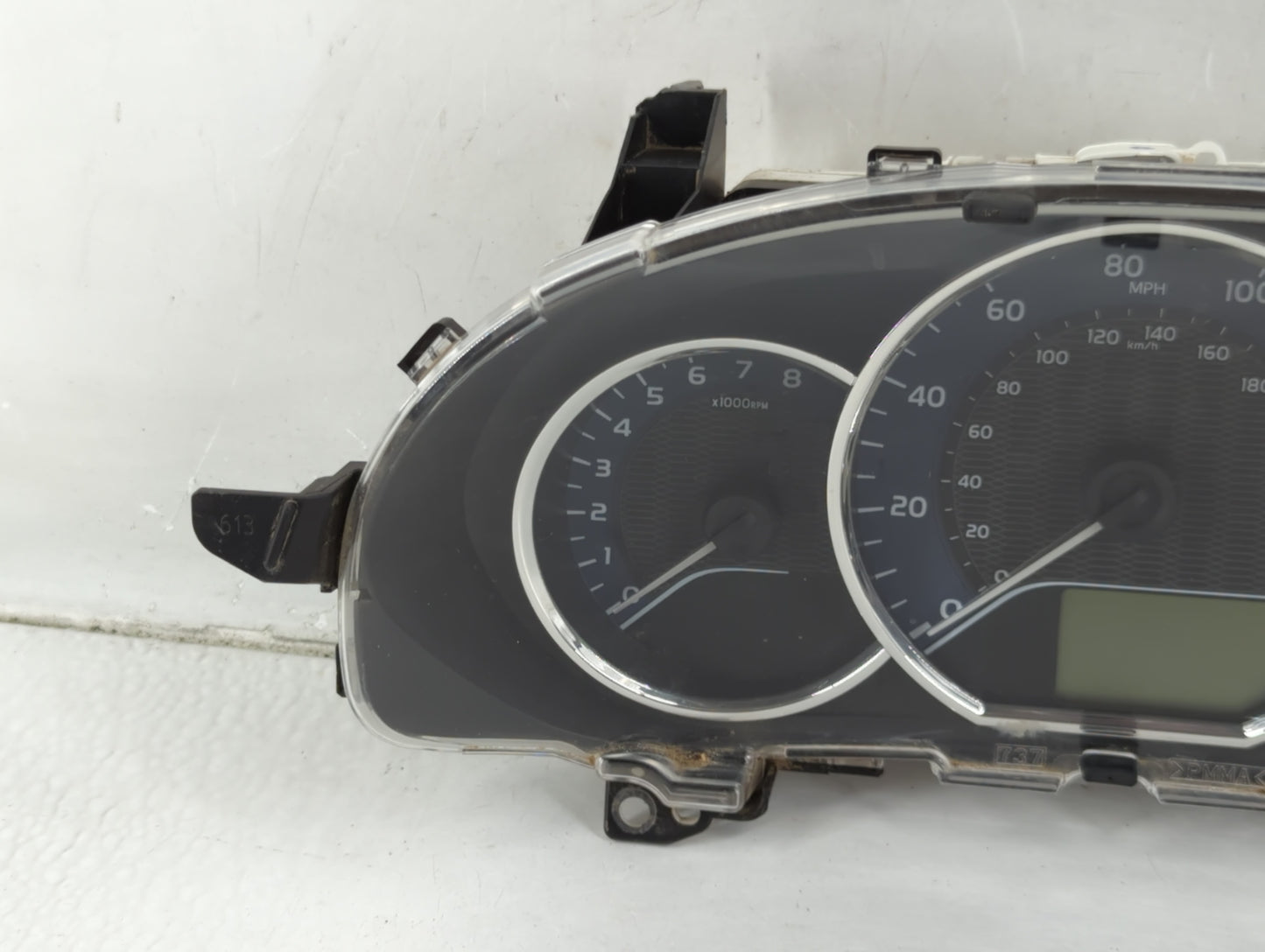 2014-2016 Toyota Corolla Instrument Cluster Speedometer Gauges P/N:TN157560-0924 Fits Fits 2014 2015 2016 OEM Used Auto Part