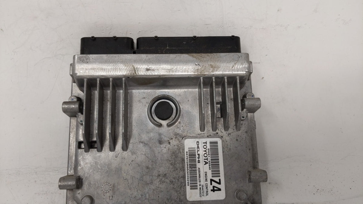 2015-2016 Toyota Corolla PCM Engine Control Computer ECU ECM PCU OEM P/N:89661-0Z640 89661-0Z630 Fits 2015 2016 OEM Used Aut