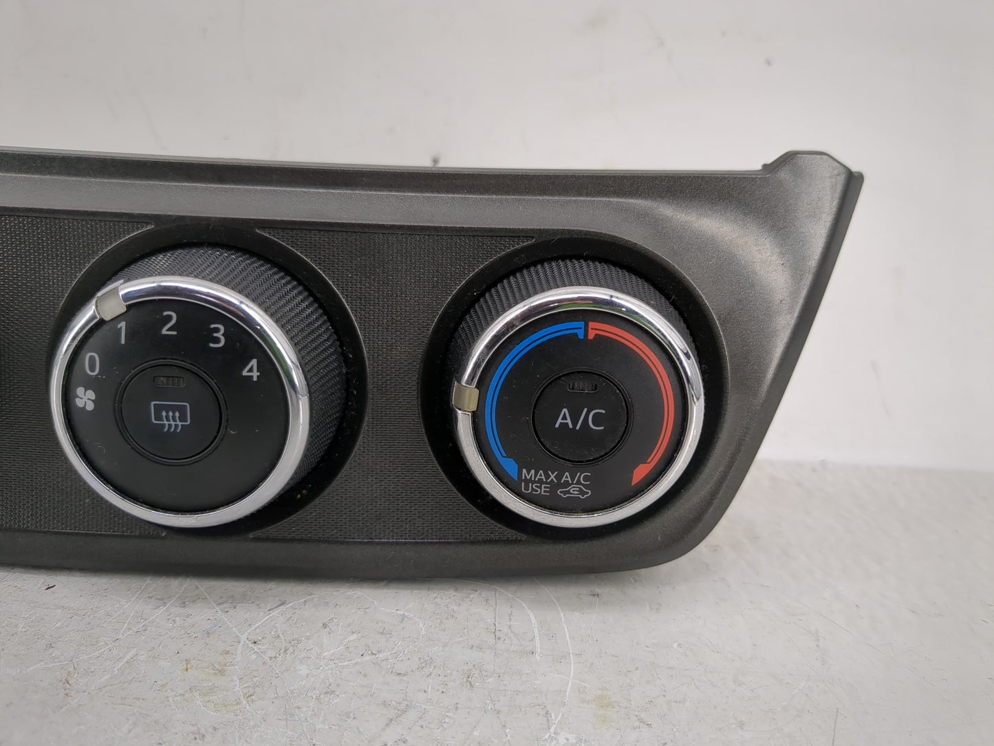 2014-2019 Toyota Corolla Climate Control Module Temperature AC/Heater Replacement P/N:55406-02470 Fits OEM Used Auto Parts -