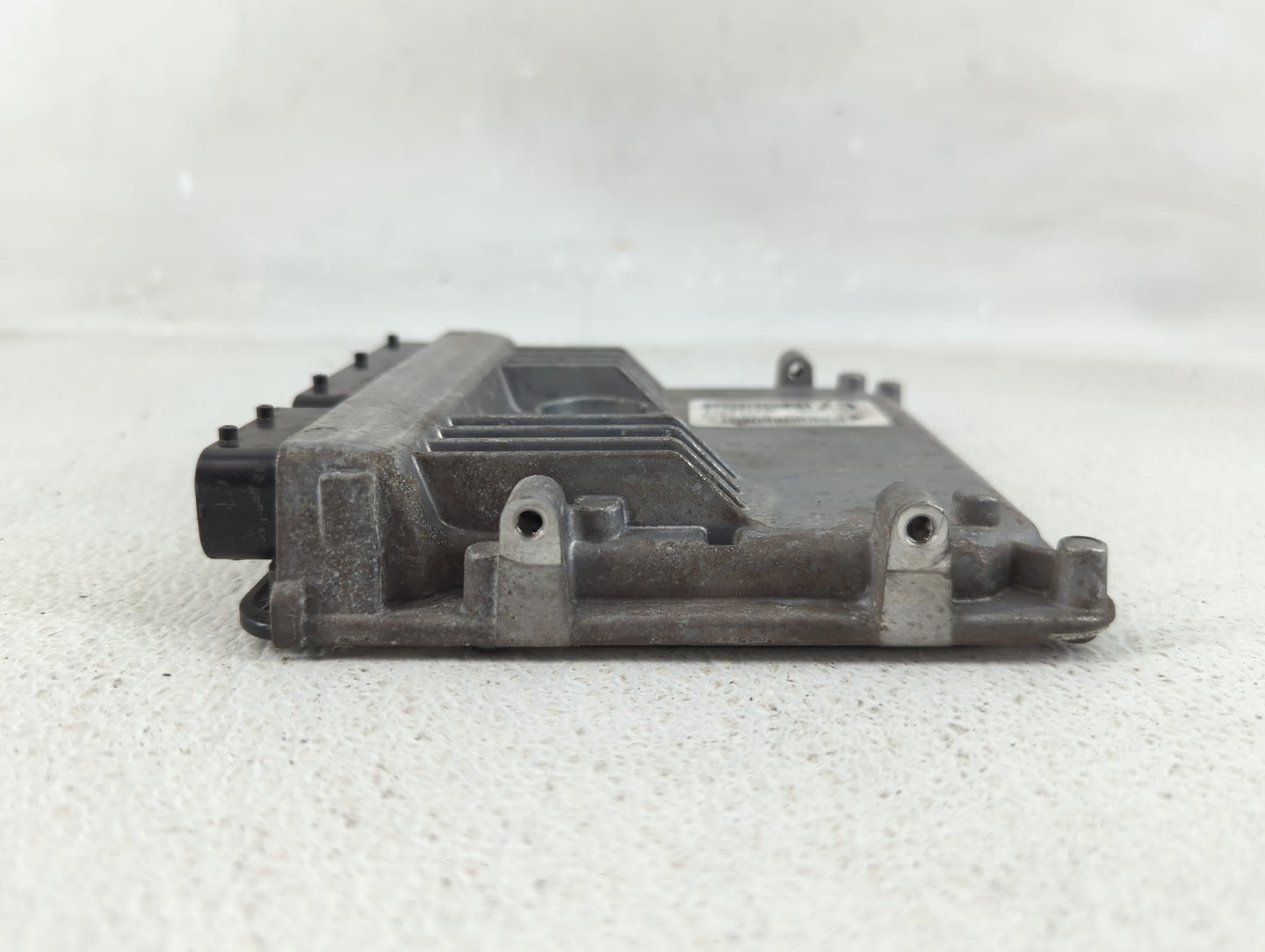 2015-2016 Toyota Corolla PCM Engine Control Computer ECU ECM PCU OEM P/N:89661-0Z630 Fits Fits 2015 2016 OEM Used Auto Parts