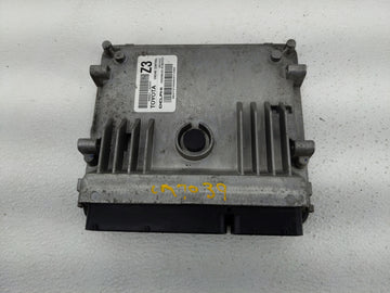 2015-2016 Toyota Corolla PCM Engine Control Computer ECU ECM PCU OEM P/N:89661-0Z631 Fits Fits 2015 2016 OEM Used Auto Parts
