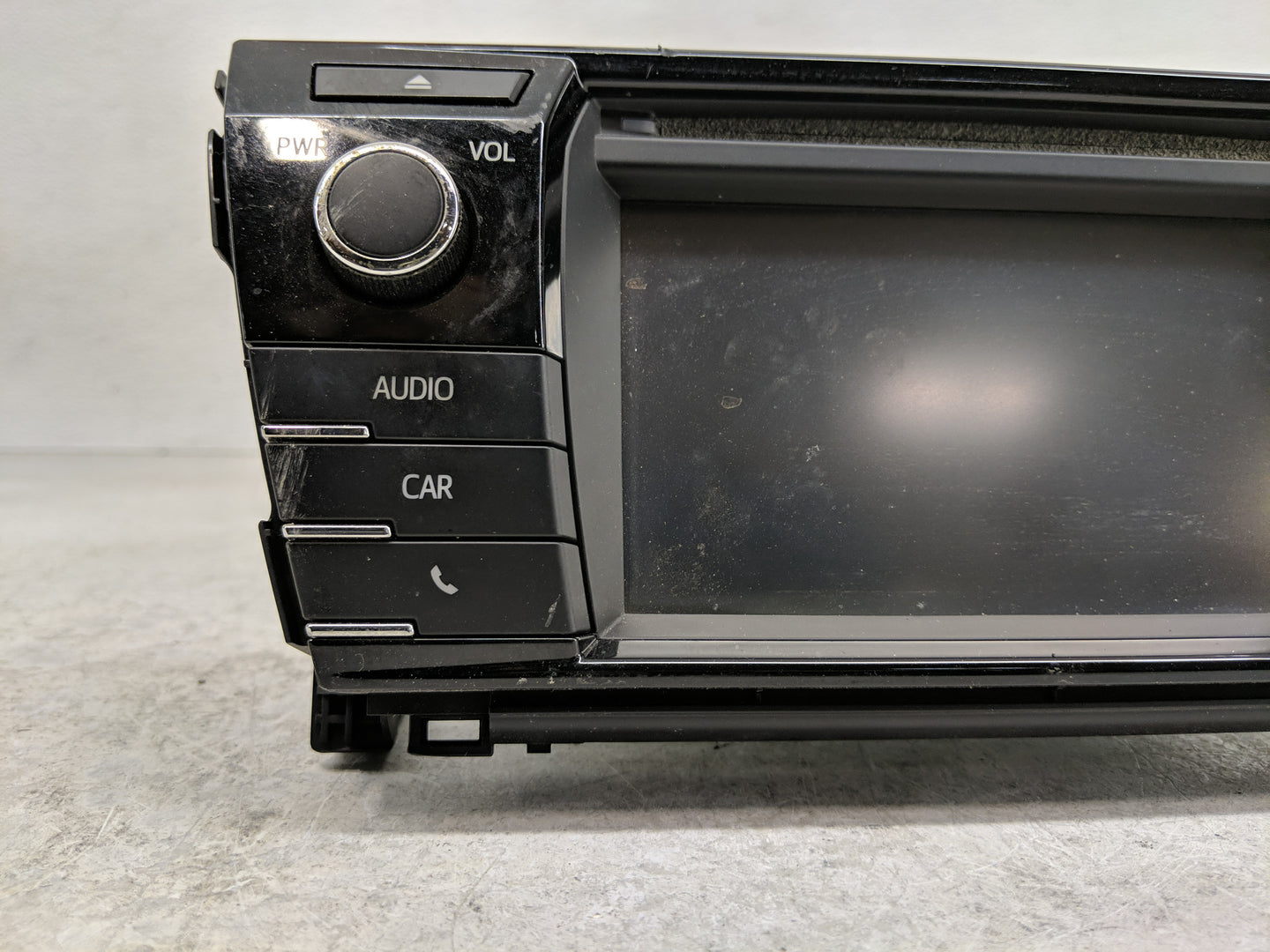 2015-2016 Toyota Corolla Radio AM FM Cd Player Receiver Replacement P/N:86140-02470 Fits Fits 2015 2016 OEM Used Auto Parts 