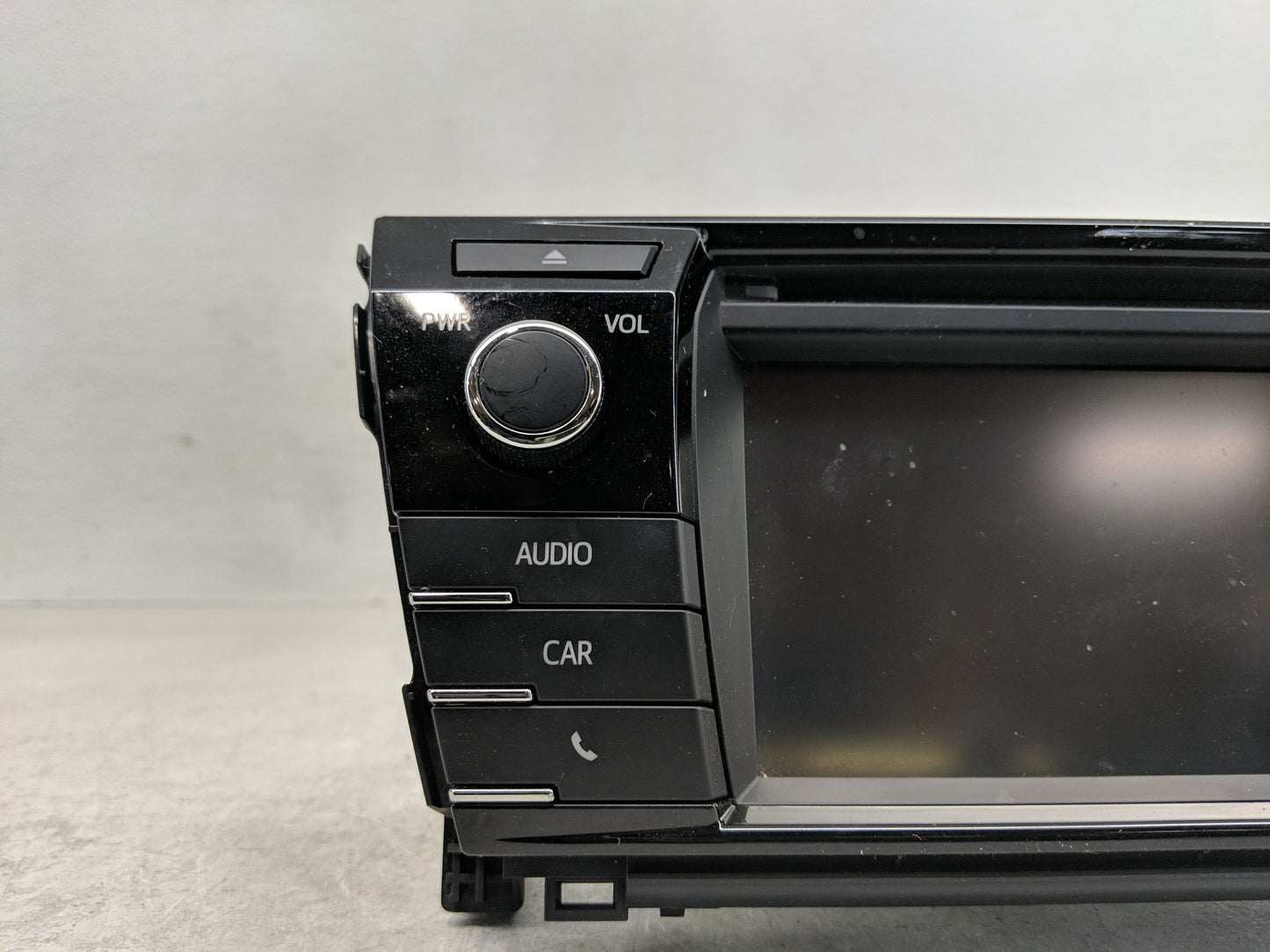 2015-2016 Toyota Corolla Radio AM FM Cd Player Receiver Replacement P/N:86140-02470 Fits Fits 2015 2016 OEM Used Auto Parts 