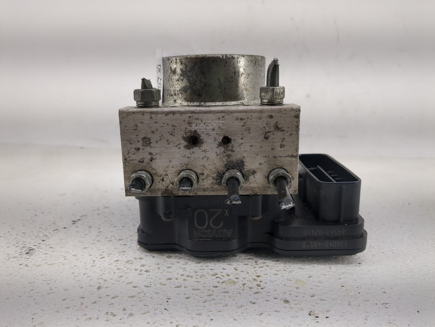 2016 Toyota Corolla ABS Pump Control Module Replacement P/N:116040-40510 Fits OEM Used Auto Parts - Oemusedautoparts1.com