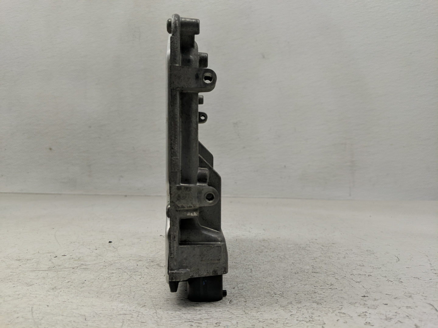 2015-2016 Toyota Corolla PCM Engine Control Computer ECU ECM PCU OEM P/N:89661-0Z631 Fits Fits 2015 2016 OEM Used Auto Parts