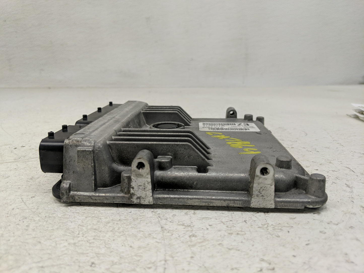 2015-2016 Toyota Corolla PCM Engine Control Computer ECU ECM PCU OEM P/N:89661-0Z631 Fits Fits 2015 2016 OEM Used Auto Parts