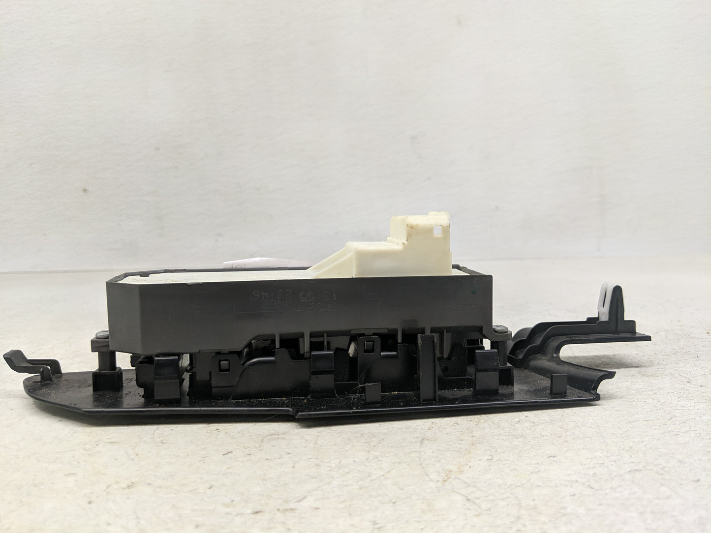 2014-2019 Toyota Corolla Master Power Window Switch Replacement Driver Side Left P/N:74232-02E70 Fits OEM Used Auto Parts - 