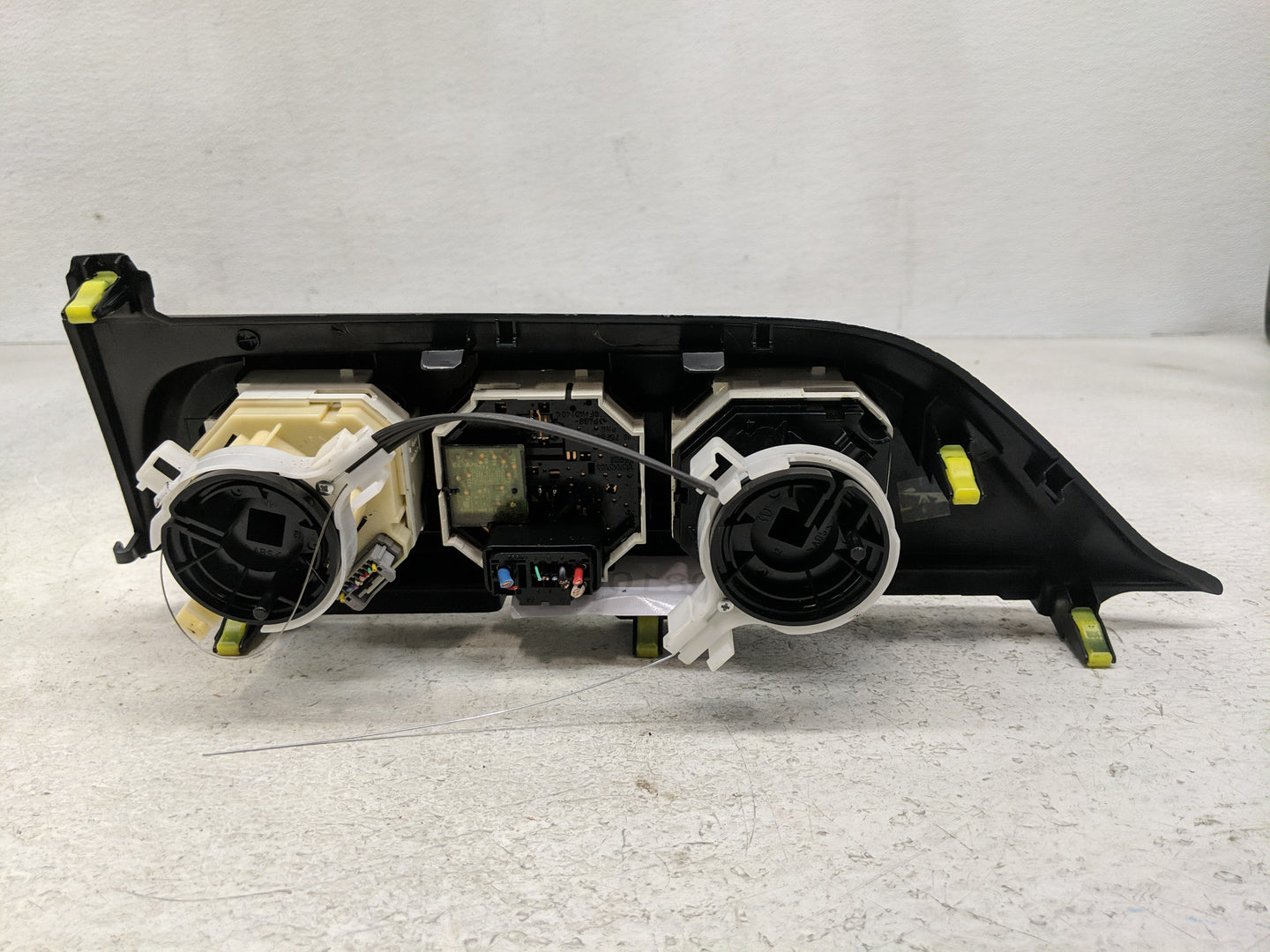 2014-2019 Toyota Corolla Climate Control Module Temperature AC/Heater Replacement P/N:55406-02470 Fits OEM Used Auto Parts -