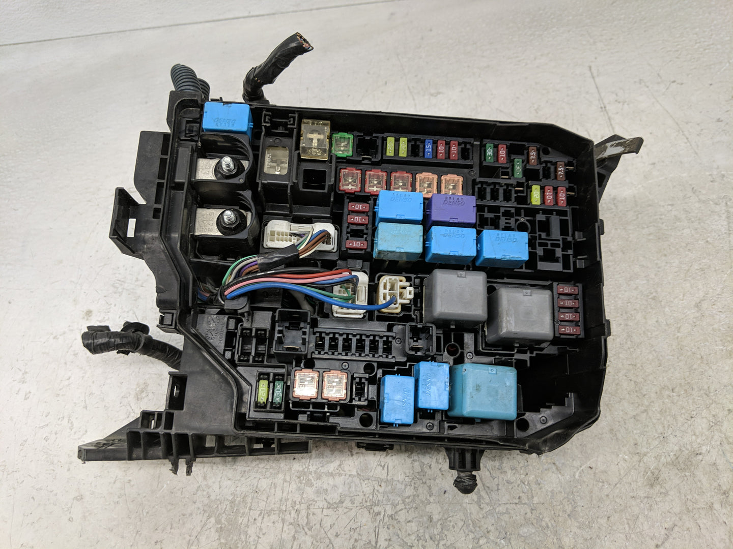 2014-2019 Toyota Corolla Fusebox Fuse Box Panel Relay Module Fits Fits 2014 2015 2016 2017 2018 2019 OEM Used Auto Parts - O