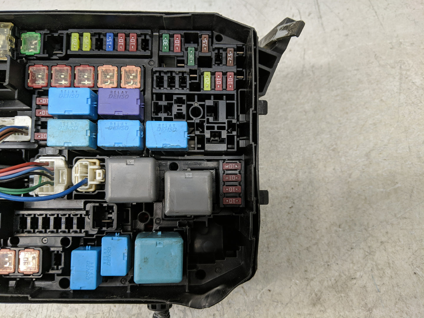 2014-2019 Toyota Corolla Fusebox Fuse Box Panel Relay Module Fits Fits 2014 2015 2016 2017 2018 2019 OEM Used Auto Parts - O