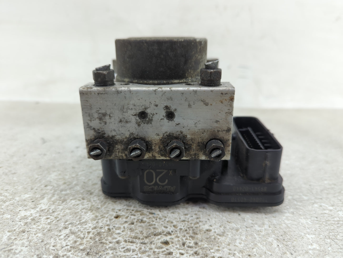 2016 Toyota Corolla ABS Pump Control Module Replacement P/N:116040-40510 Fits OEM Used Auto Parts - Oemusedautoparts1.com