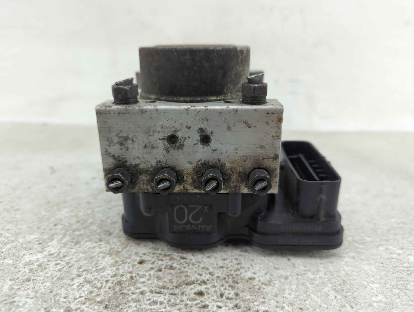 2016 Toyota Corolla ABS Pump Control Module Replacement P/N:116040-40510 Fits OEM Used Auto Parts - Oemusedautoparts1.com