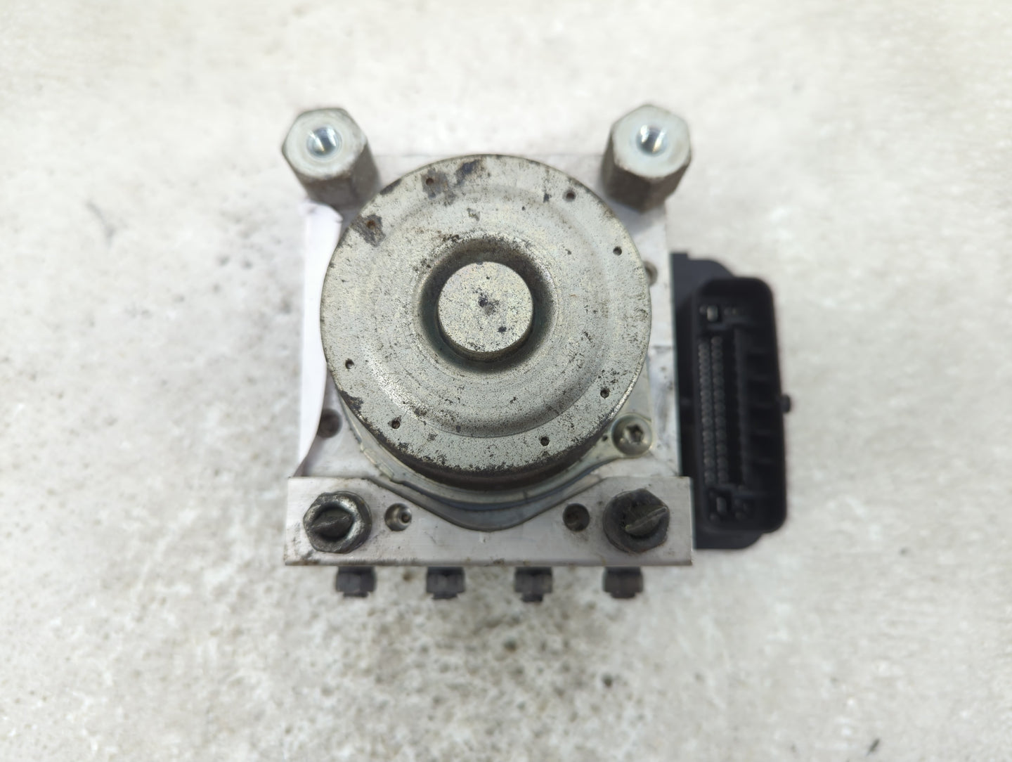 2016 Toyota Corolla ABS Pump Control Module Replacement P/N:116040-40510 Fits OEM Used Auto Parts - Oemusedautoparts1.com