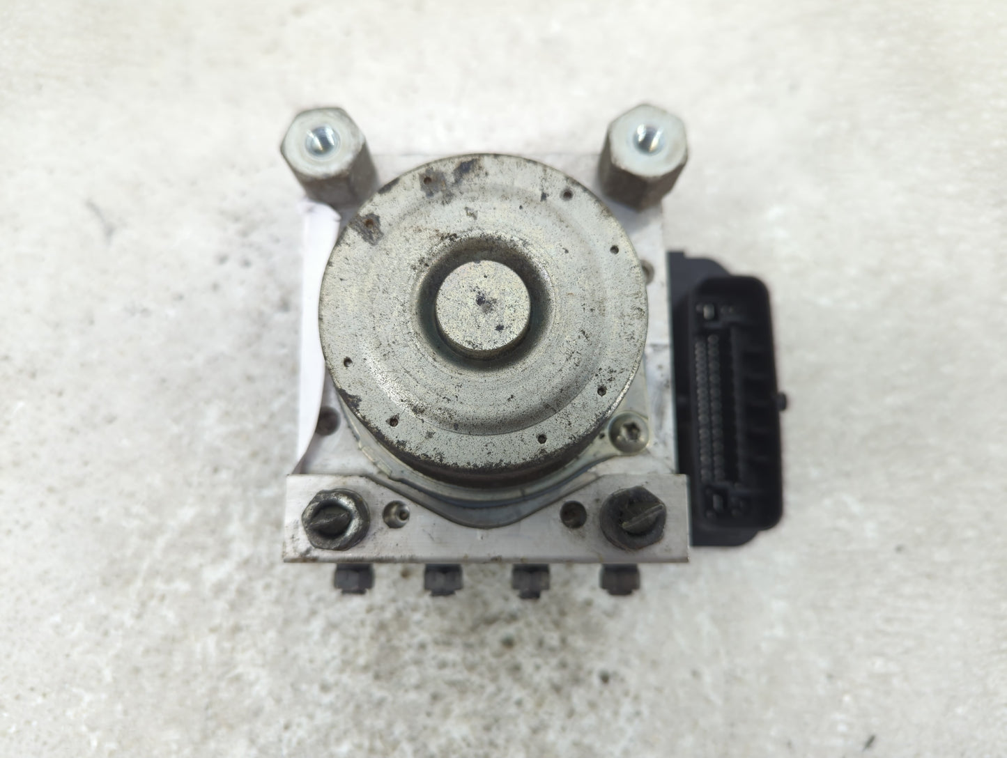 2016 Toyota Corolla ABS Pump Control Module Replacement P/N:116040-40510 Fits OEM Used Auto Parts - Oemusedautoparts1.com