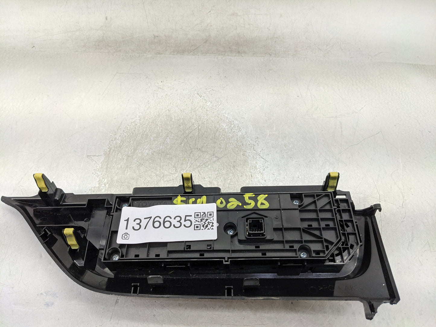 2014-2016 Toyota Corolla Climate Control Module Temperature AC/Heater Replacement P/N:55900-02500 Fits Fits 2014 2015 2016 O