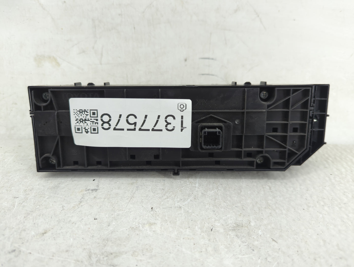 2014-2016 Toyota Corolla Climate Control Module Temperature AC/Heater Replacement P/N:55900-02500 Fits Fits 2014 2015 2016 O