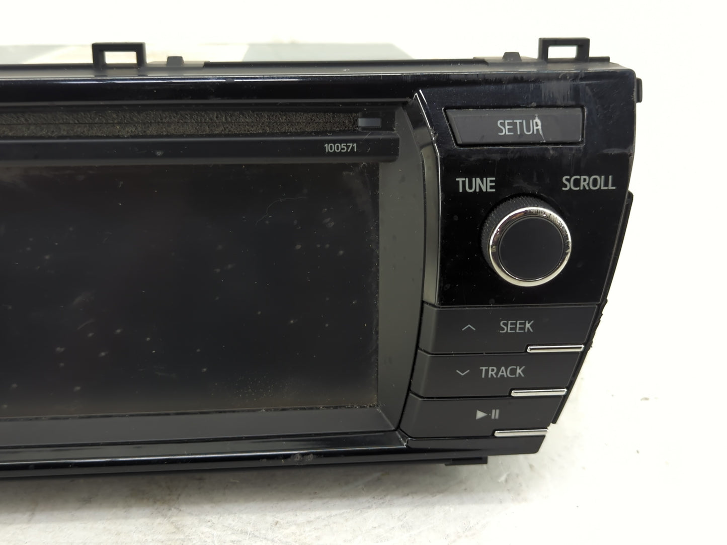 2015-2016 Toyota Corolla Radio AM FM Cd Player Receiver Replacement P/N:86140-02470 Fits Fits 2015 2016 OEM Used Auto Parts 