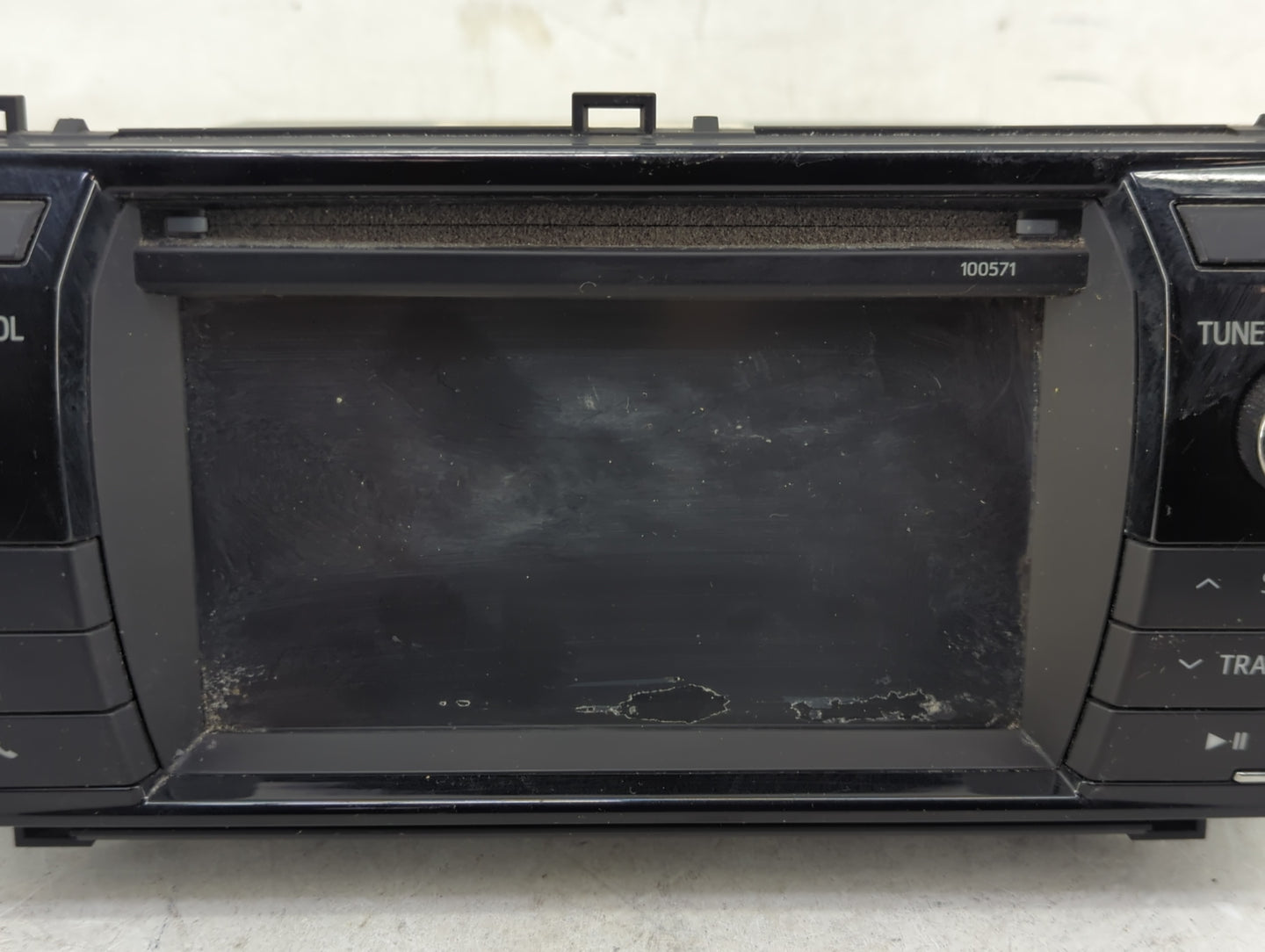 2015-2016 Toyota Corolla Radio AM FM Cd Player Receiver Replacement P/N:86140-02470 Fits Fits 2015 2016 OEM Used Auto Parts 