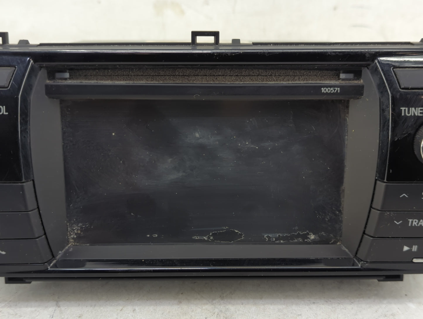 2015-2016 Toyota Corolla Radio AM FM Cd Player Receiver Replacement P/N:86140-02470 Fits Fits 2015 2016 OEM Used Auto Parts 
