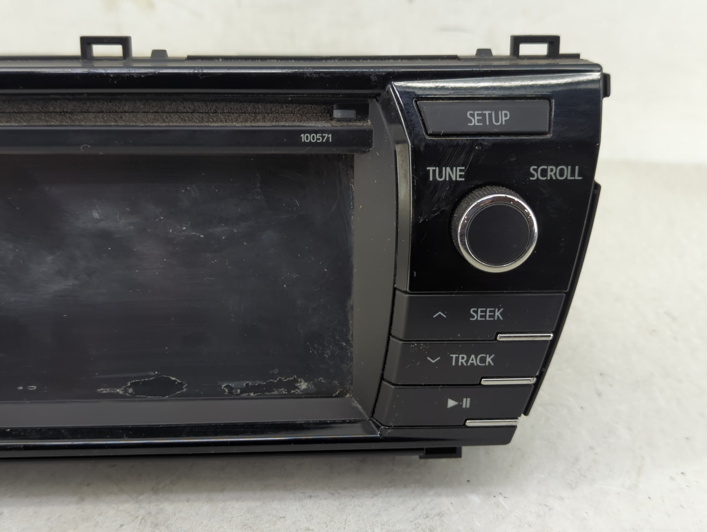 2015-2016 Toyota Corolla Radio AM FM Cd Player Receiver Replacement P/N:86140-02470 Fits Fits 2015 2016 OEM Used Auto Parts 