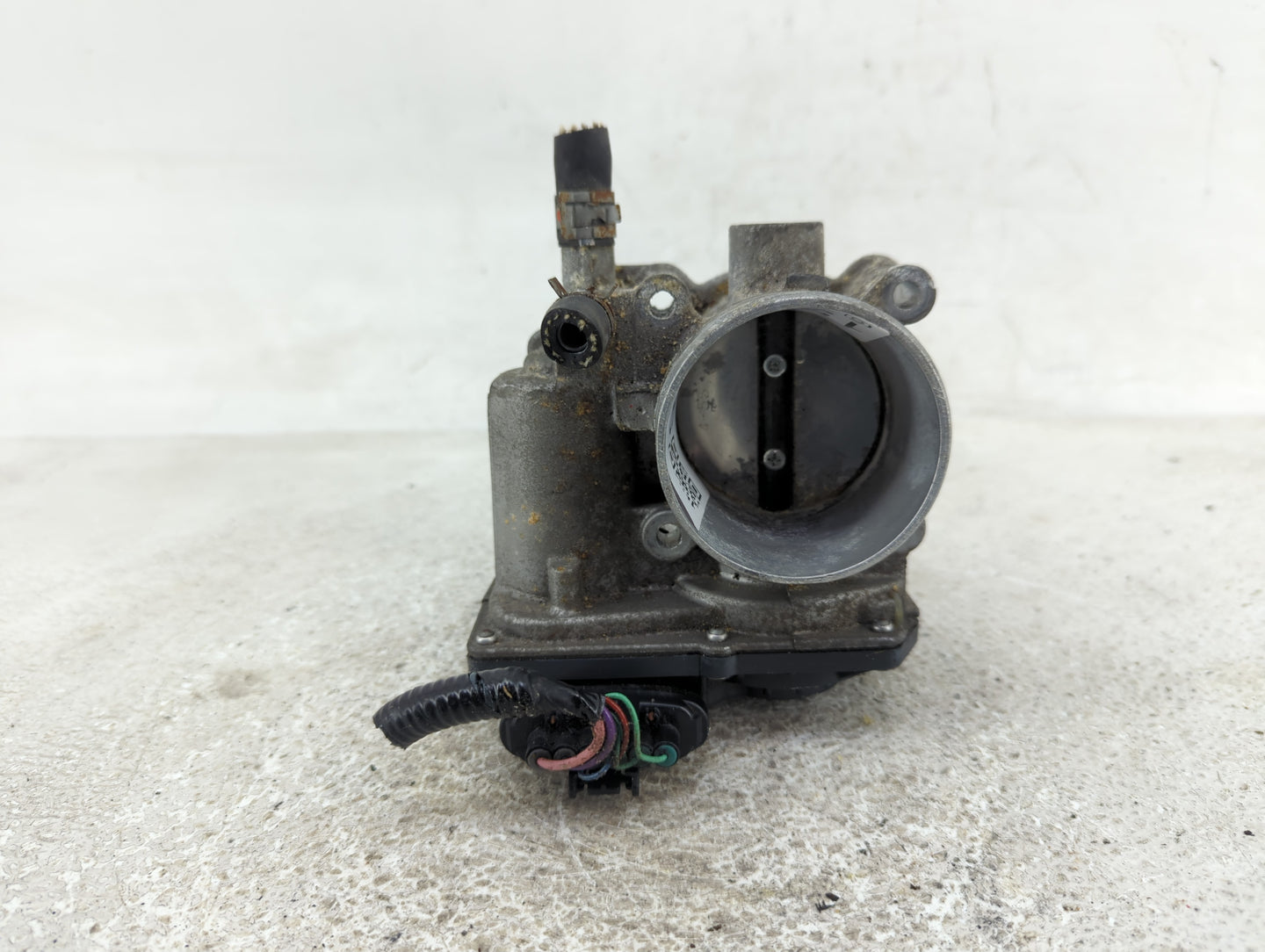 2011-2019 Toyota Corolla Throttle Body P/N:22030-0T080 Fits Fits 2011 2012 2013 2014 2015 2016 2017 2018 2019 OEM Used Auto 
