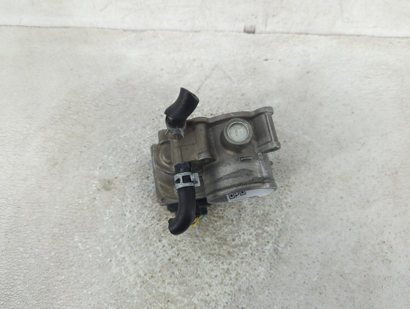 2011-2019 Toyota Corolla Throttle Body P/N:22030-0T080 Fits Fits 2011 2012 2013 2014 2015 2016 2017 2018 2019 OEM Used Auto 