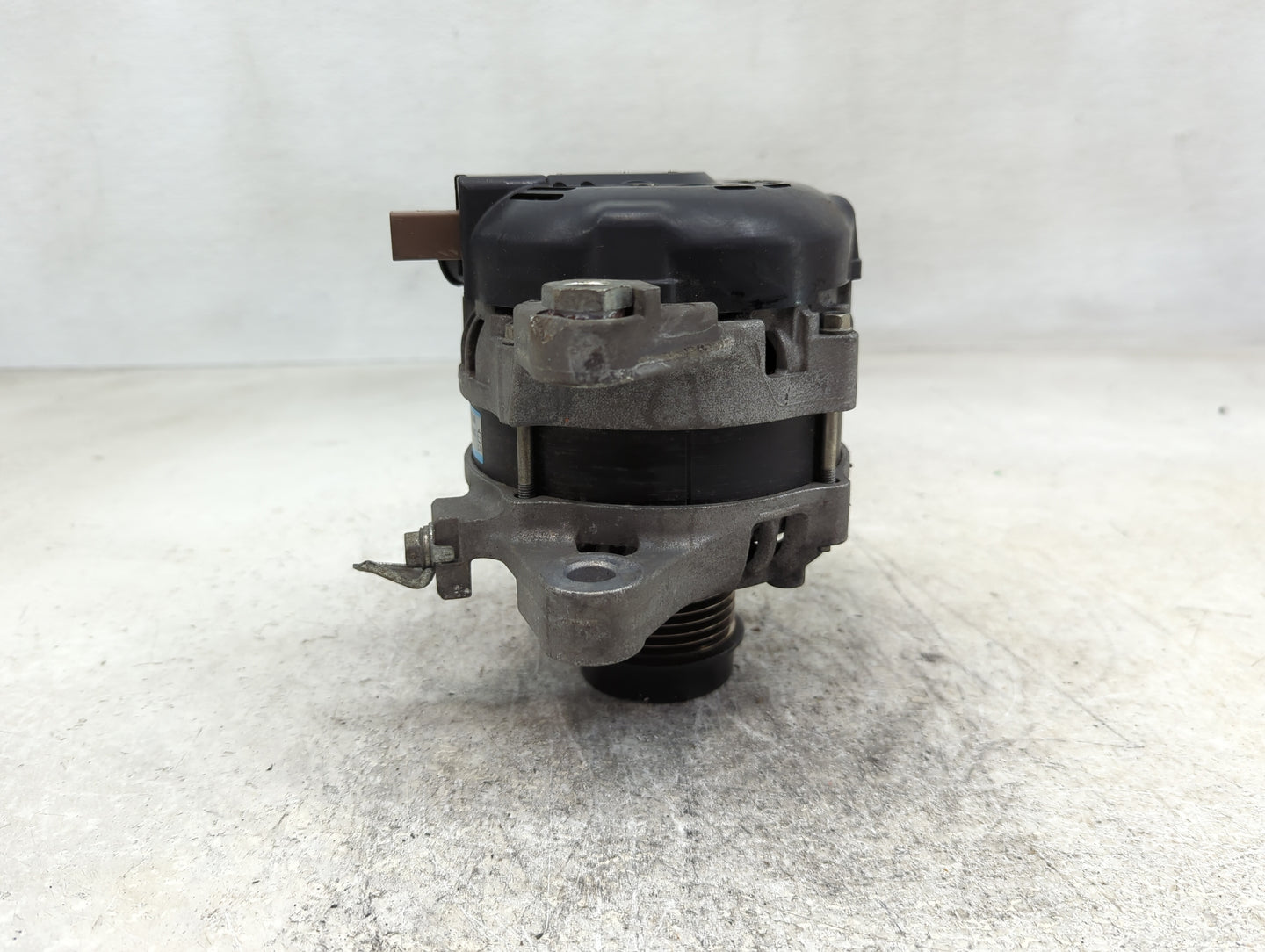 2014-2019 Toyota Corolla Alternator Replacement Generator Charging Assembly Engine OEM P/N:27060-0T240 Fits OEM Used Auto Pa