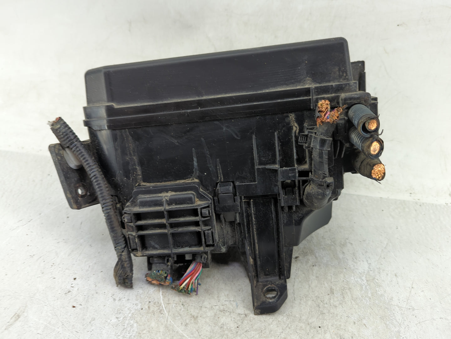 2014-2019 Toyota Corolla Fusebox Fuse Box Panel Relay Module Fits Fits 2014 2015 2016 2017 2018 2019 OEM Used Auto Parts - O
