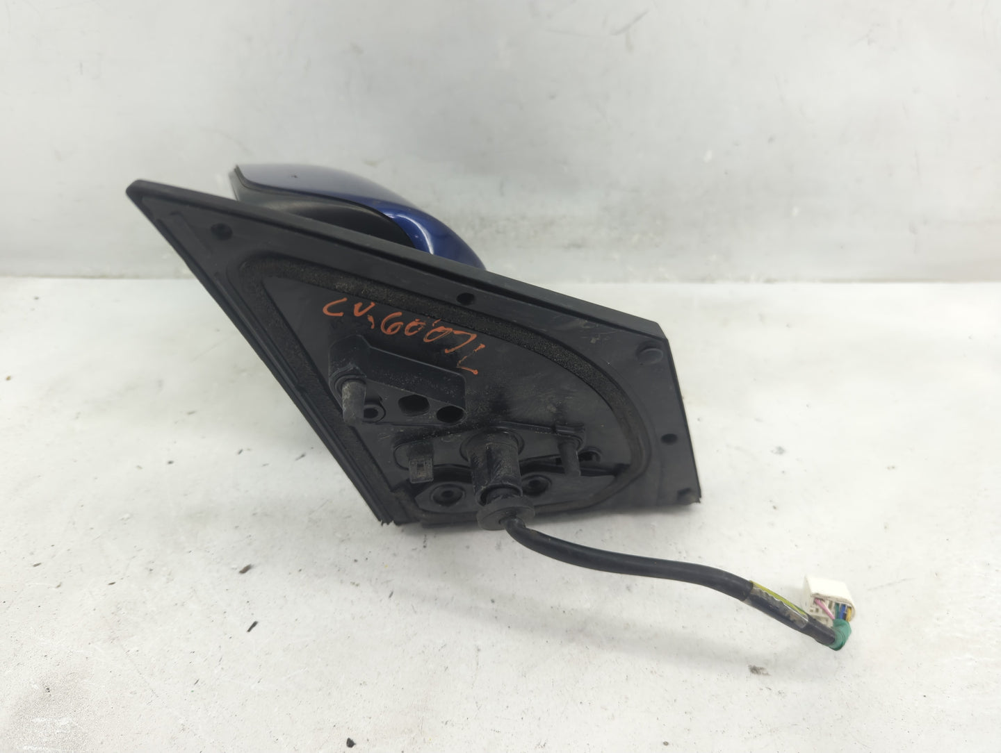 2014-2019 Toyota Corolla Driver Side View Mirror - Left Door Mirror OEM Used - Oemusedautoparts1.com