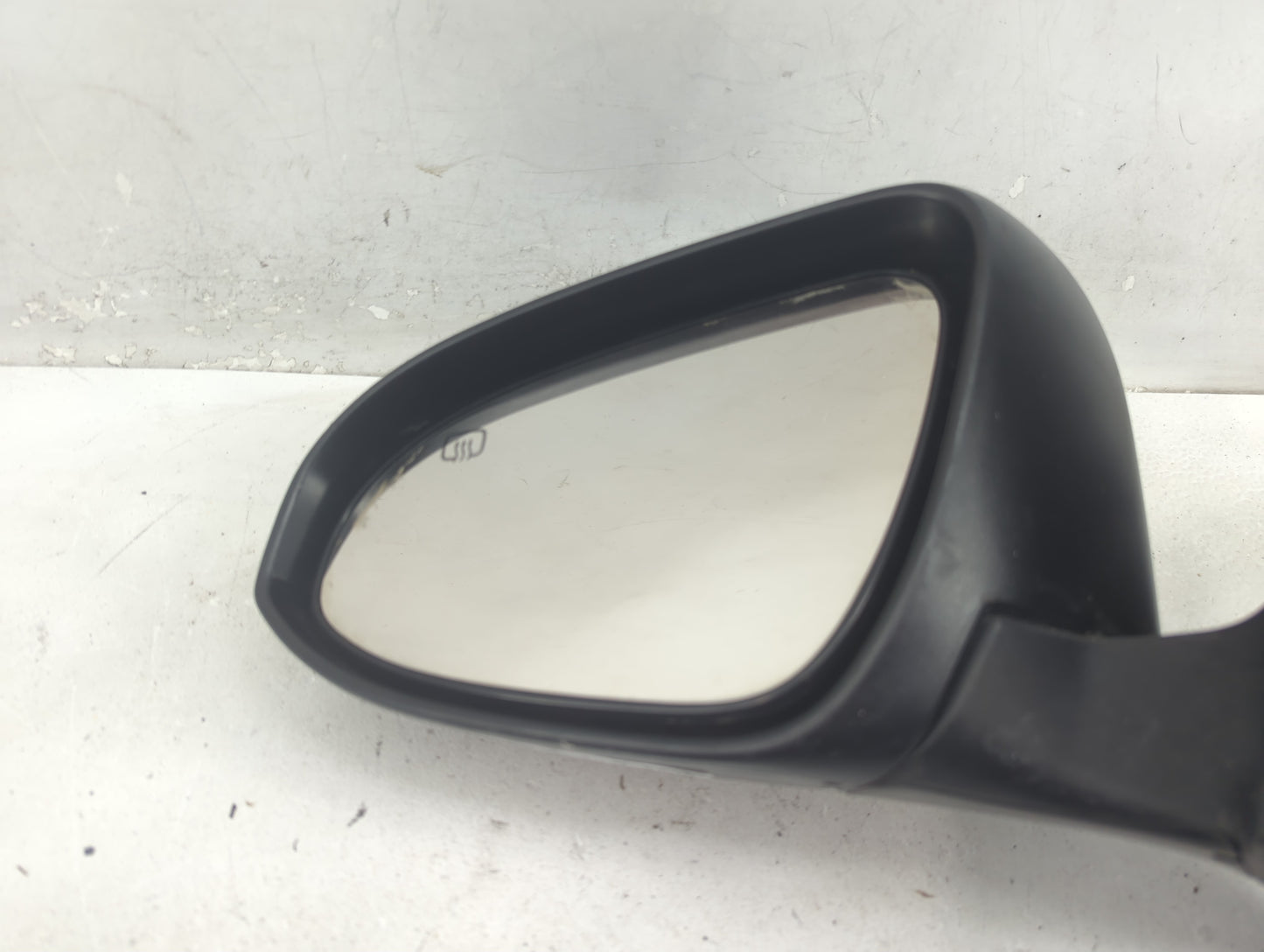 2014-2019 Toyota Corolla Driver Side View Mirror - Left Door Mirror OEM Used - Oemusedautoparts1.com