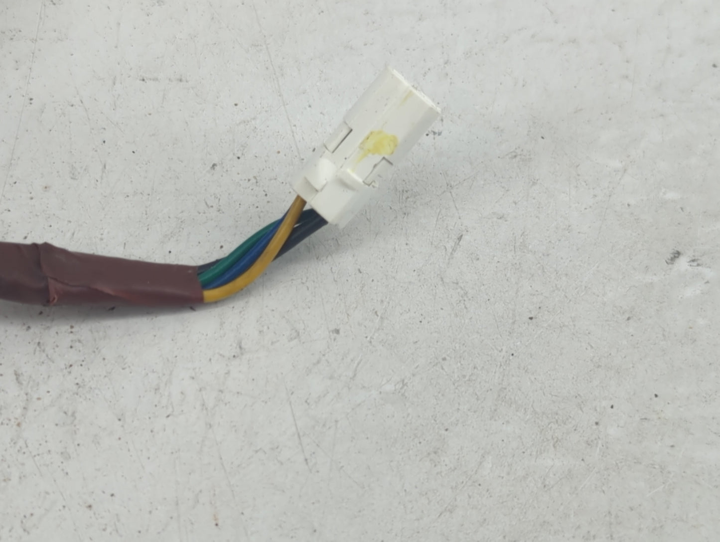 2014-2019 Toyota Corolla Driver Side View Mirror - Left Door Mirror OEM Used - Oemusedautoparts1.com